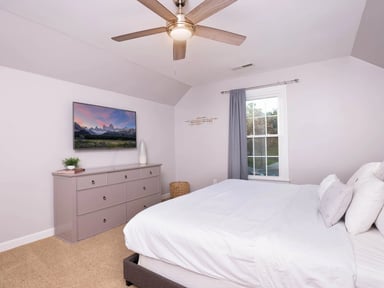Bedroom 12