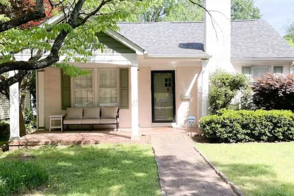 Cozy Cottage - Image 1