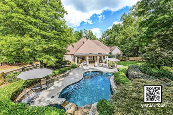 High Ridge Hideaway - Image 1