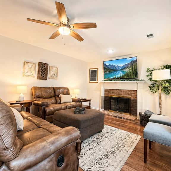 Southern Comfort Retreat - Image 1