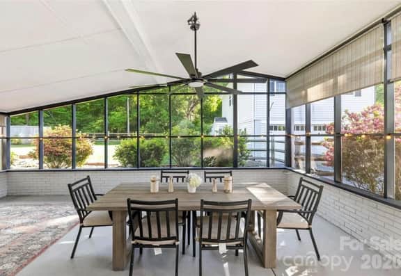 Prime location•BBQ•Patio•Firepit - Image 3